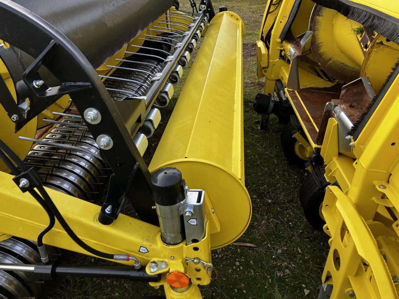 John Deere 30R - Accesorios para cosechadoras de forraje: foto 5 John Deere 30R - Accesorios para cosechadoras de forraje: foto 5