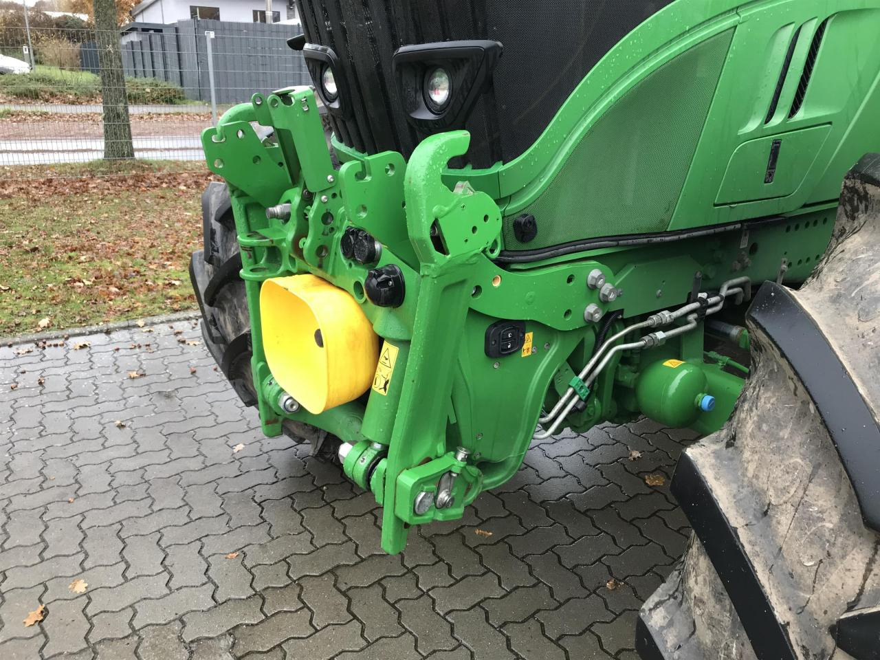 John Deere 6215R - Tractor: foto 4 John Deere 6215R - Tractor: foto 4