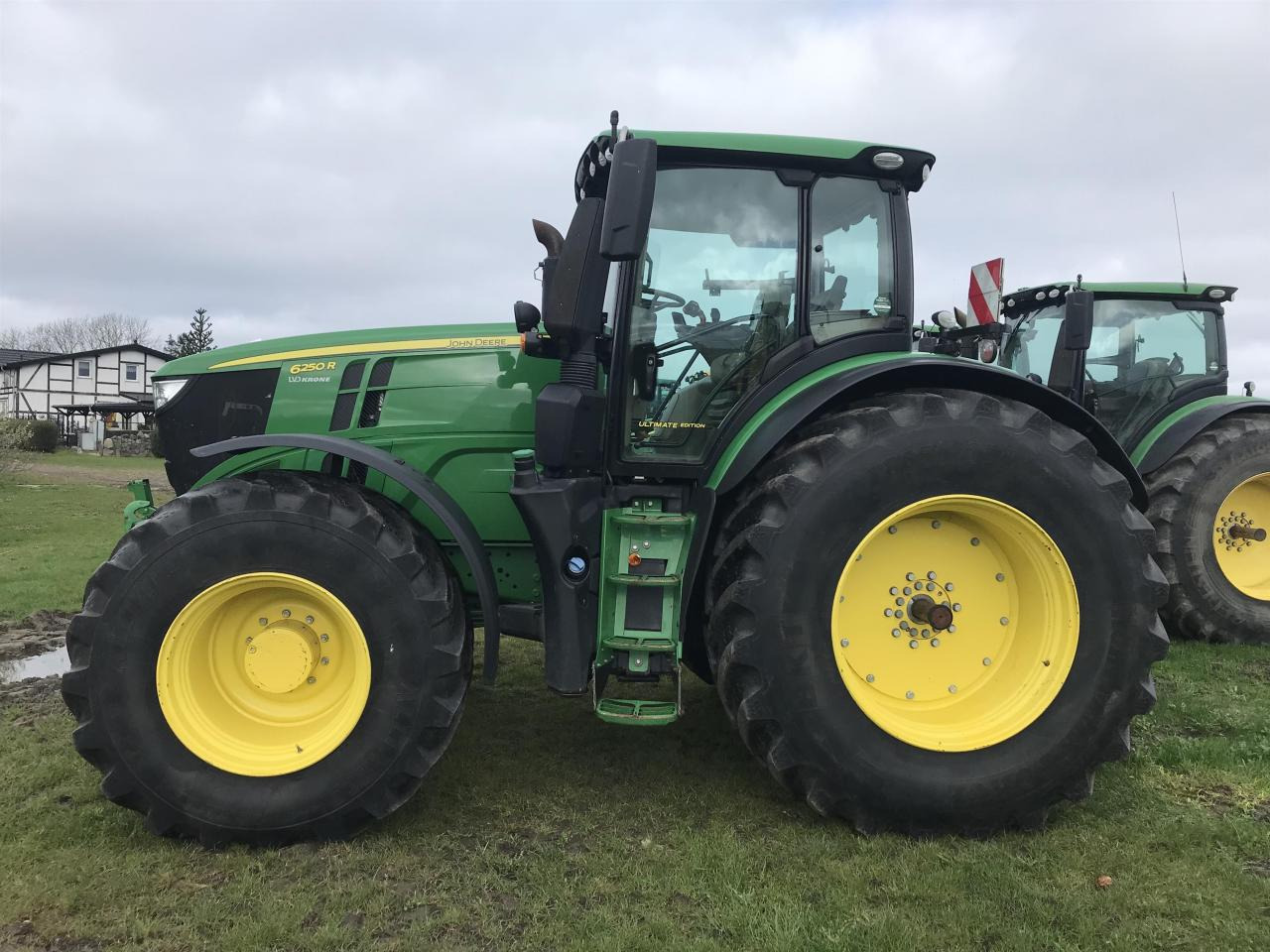 John Deere 6250R - Tractor: foto 1 John Deere 6250R - Tractor: foto 1