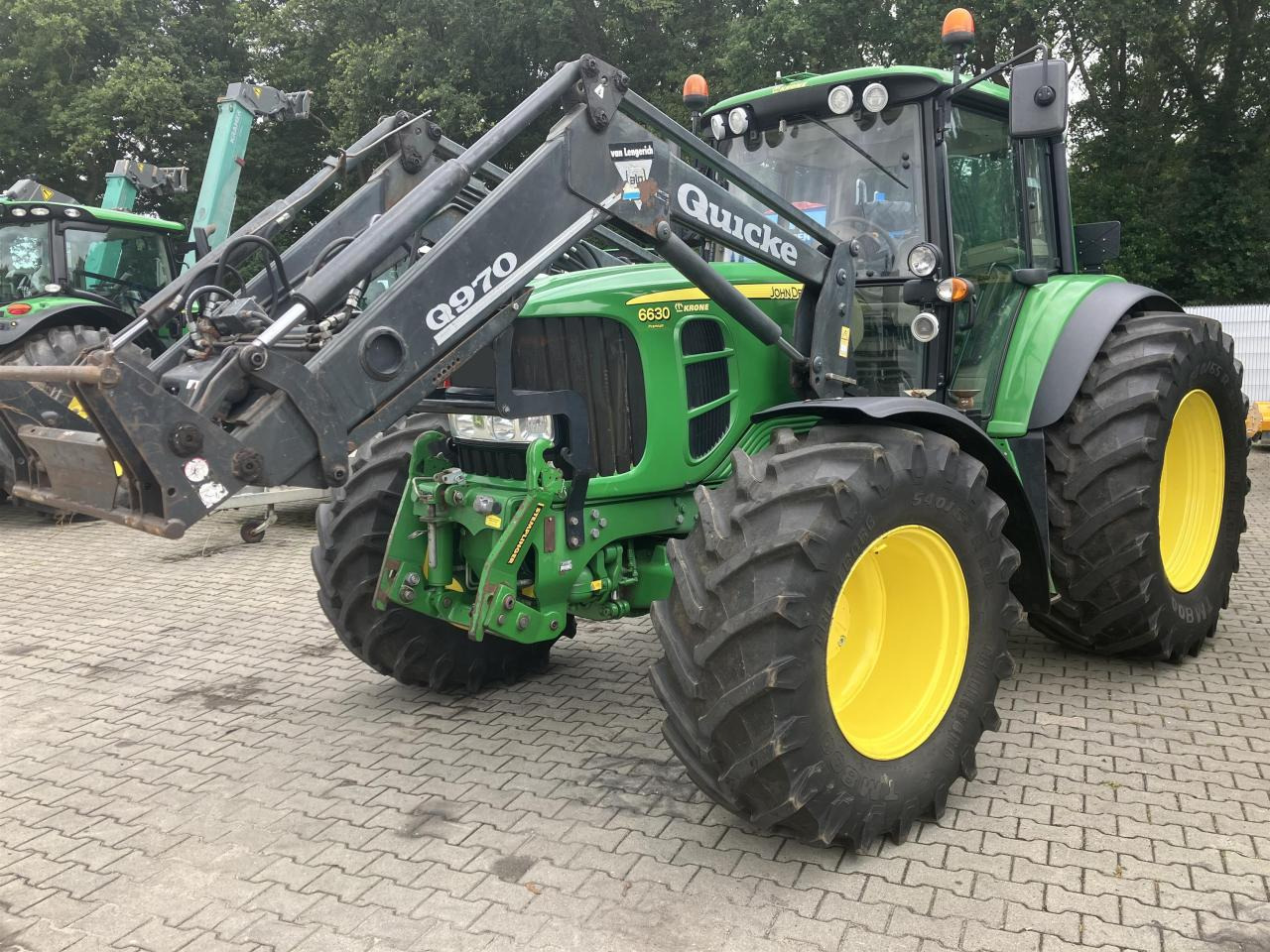 John Deere 6630 PREMIUM - Tractor: foto 1 John Deere 6630 PREMIUM - Tractor: foto 1