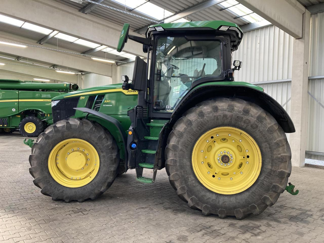 Tractor John Deere 7R 330: foto 7