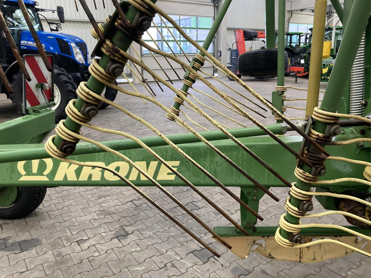 Krone Swadro 800/26 - Henificadora: foto 3 Krone Swadro 800/26 - Henificadora: foto 3