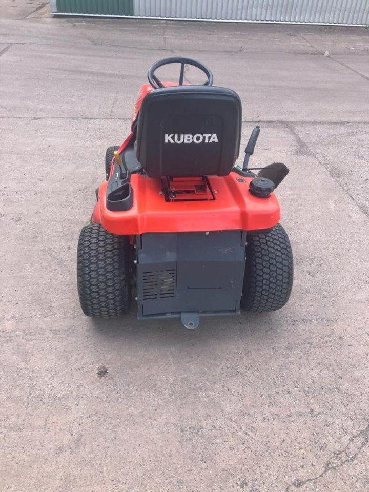 Cortacésped Kubota GR1600-ID-II: foto 7 Cortacésped Kubota GR1600-ID-II: foto 7