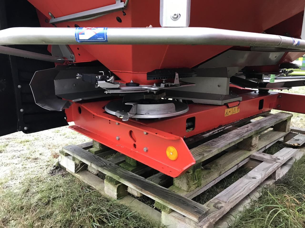 Esparcidor de fertilizantes Rauch Axis-H50.2 EMC+W: foto 6