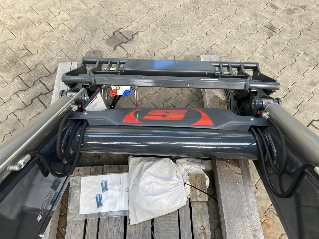 Stoll FZ 46-26.1 - Cargador frontal para tractor: foto 5 Stoll FZ 46-26.1 - Cargador frontal para tractor: foto 5