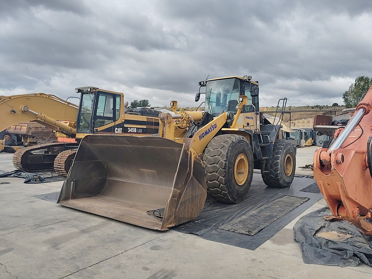 KOMATSU WA480-5H - Cargadora de ruedas: foto 1 KOMATSU WA480-5H - Cargadora de ruedas: foto 1