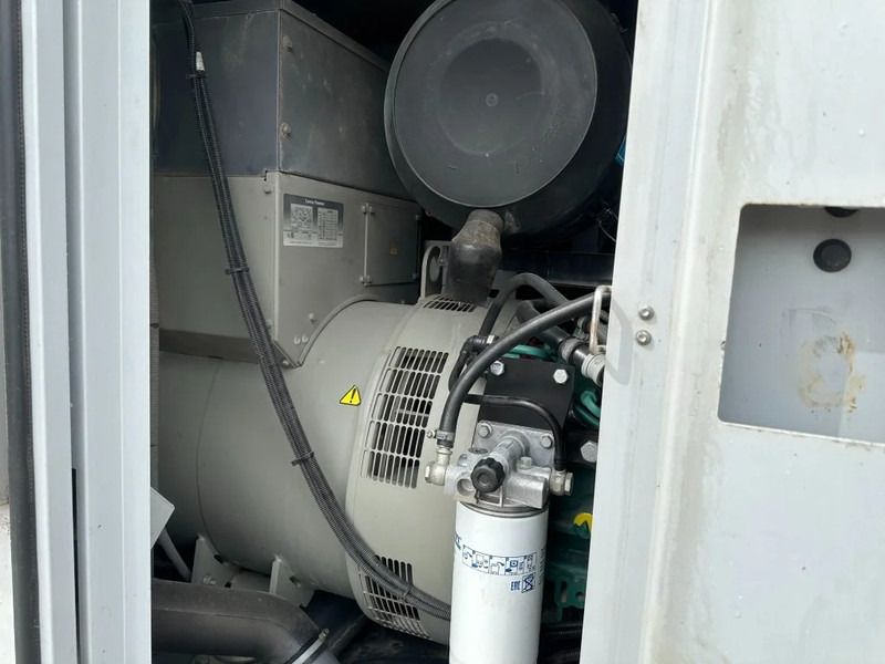 Generador industriale Atlas-Copco QAS 200 Volvo Leroy Somer 220 kVA Silent Rental generatorset: foto 20 Generador industriale Atlas-Copco QAS 200 Volvo Leroy Somer 220 kVA Silent Rental generatorset: foto 20
