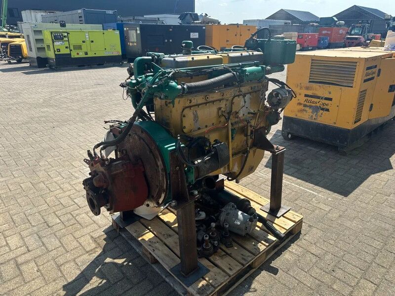 DAF 1160 Marine Diesel Motor met keerkoppeling 170 PK Engine - Motor: foto 4 DAF 1160 Marine Diesel Motor met keerkoppeling 170 PK Engine - Motor: foto 4