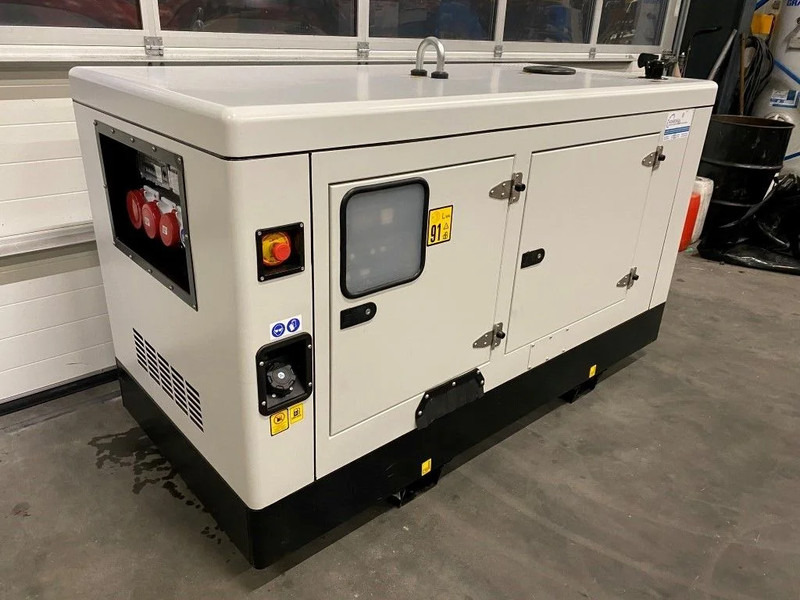 Himoinsa Yanmar Stamford 35 kVA Supersilent Generatorset Nieuw ! - Generador industriale: foto 2 Himoinsa Yanmar Stamford 35 kVA Supersilent Generatorset Nieuw ! - Generador industriale: foto 2