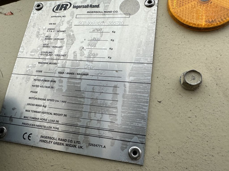 Ingersoll Rand LT6K Kubota 6 kVA Mobiele Lichtmast Aggregaat Light Tower - Torre de iluminación: foto 4 Ingersoll Rand LT6K Kubota 6 kVA Mobiele Lichtmast Aggregaat Light Tower - Torre de iluminación: foto 4