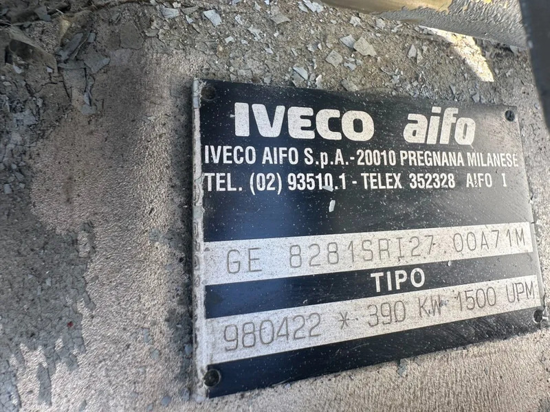 Iveco GE 8281 SRI27 00A71 Mecc Alte Spa 450 kVA generatorset ex Emergency 160 hours - Generador industriale: foto 3 Iveco GE 8281 SRI27 00A71 Mecc Alte Spa 450 kVA generatorset ex Emergency 160 hours - Generador industriale: foto 3