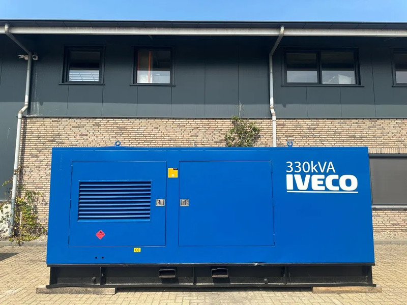 Iveco Leroy Somer 330 kVA Silent generatorset - Generador industriale: foto 1 Iveco Leroy Somer 330 kVA Silent generatorset - Generador industriale: foto 1