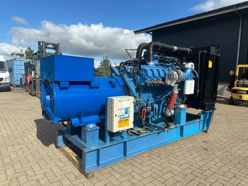 MTU 12V 2000 Marelli 750 kVA generatorset - Generador industriale: foto 4 MTU 12V 2000 Marelli 750 kVA generatorset - Generador industriale: foto 4