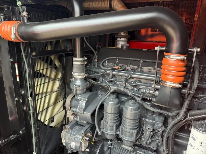 Generador industriale MTU 6R1600 G10F Himoinsa Mecc Alte Spa 315 kVA Silent generatorset Stage 3A: foto 12 Generador industriale MTU 6R1600 G10F Himoinsa Mecc Alte Spa 315 kVA Silent generatorset Stage 3A: foto 12