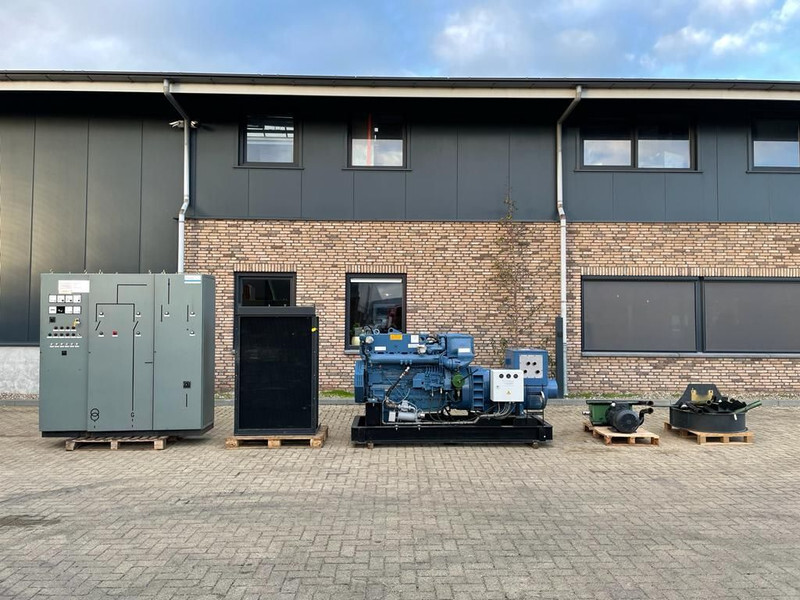MTU Mercedes Benz 6R 183 Stamford 265 kVA generatorset as New ! - Generador industriale: foto 2 MTU Mercedes Benz 6R 183 Stamford 265 kVA generatorset as New ! - Generador industriale: foto 2