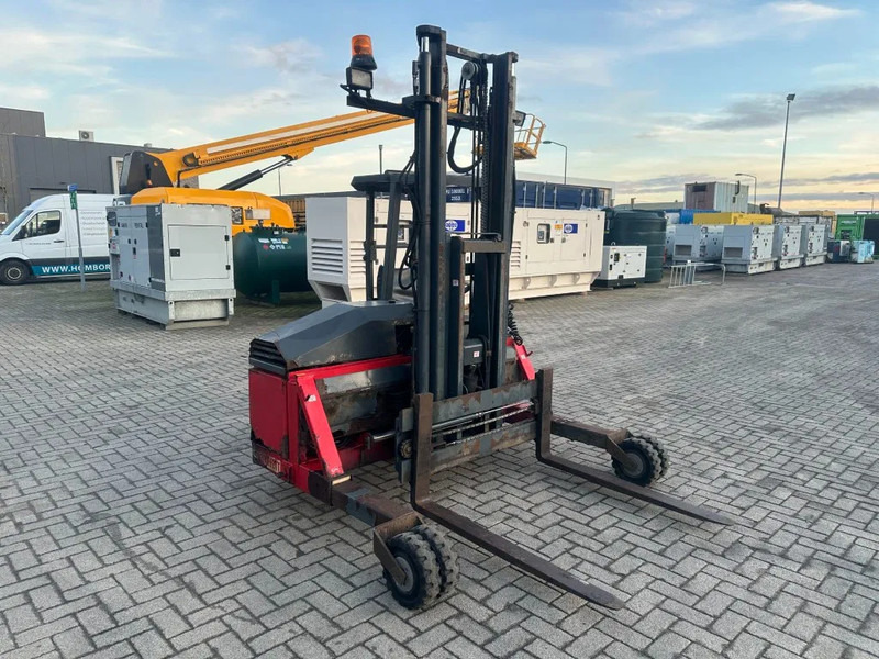 Carretilla elevadora transportable Moffett M4 20.1 Kubota Diesel Kooiaap 2 ton Sideshift Positioner Meeneemheftruck: foto 8