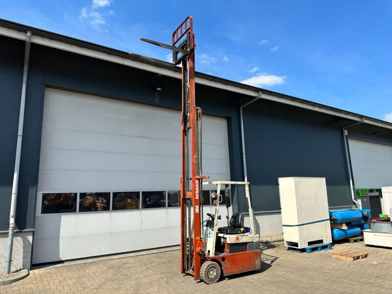 Nissan N01L18U 1.8 ton Triplex Freelift Sideshift Elektra Heftruck Accu 2016 ! - Carretilla elevadora eléctrica: foto 2 Nissan N01L18U 1.8 ton Triplex Freelift Sideshift Elektra Heftruck Accu 2016 ! - Carretilla elevadora eléctrica: foto 2