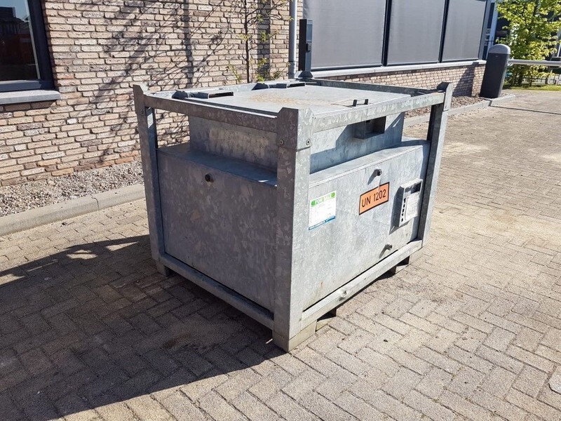 OTTO 1000 liter dieseltank IBC Gegalvaniseerd as New ! - Tanque de almacenamiento: foto 2 OTTO 1000 liter dieseltank IBC Gegalvaniseerd as New ! - Tanque de almacenamiento: foto 2