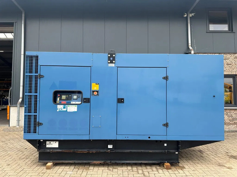 SDMO V400C2 Volvo Penta 440 kVA Silent generatorset - Generador industriale: foto 1 SDMO V400C2 Volvo Penta 440 kVA Silent generatorset - Generador industriale: foto 1