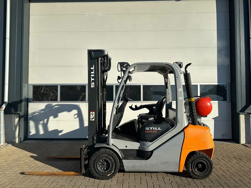 Still RX70-25 T 2.5 ton Duplex Sideshift LPG Heftruck 2020 - Carretilla elevadora de gas: foto 1 Still RX70-25 T 2.5 ton Duplex Sideshift LPG Heftruck 2020 - Carretilla elevadora de gas: foto 1