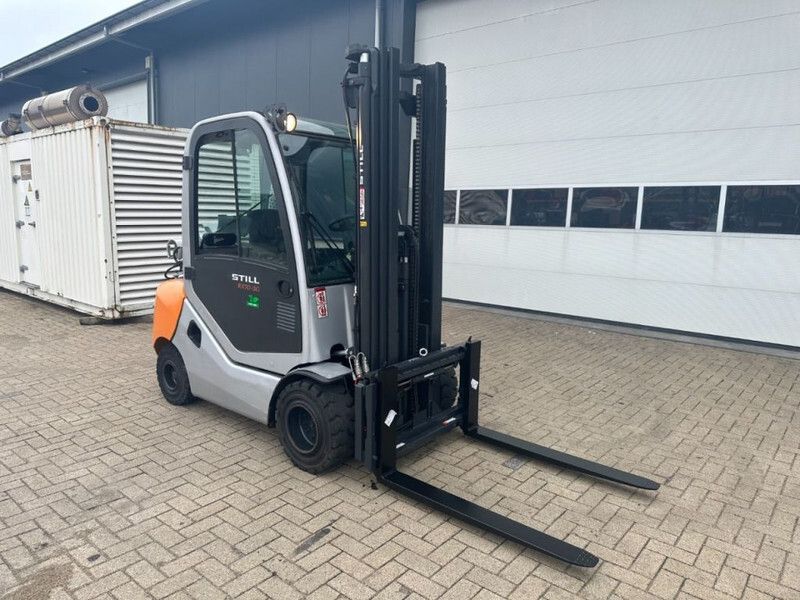 Still RX70-30T 3 ton Triplex Freelift Sideshift LPG Heftruck - Carretilla elevadora de gas: foto 5 Still RX70-30T 3 ton Triplex Freelift Sideshift LPG Heftruck - Carretilla elevadora de gas: foto 5