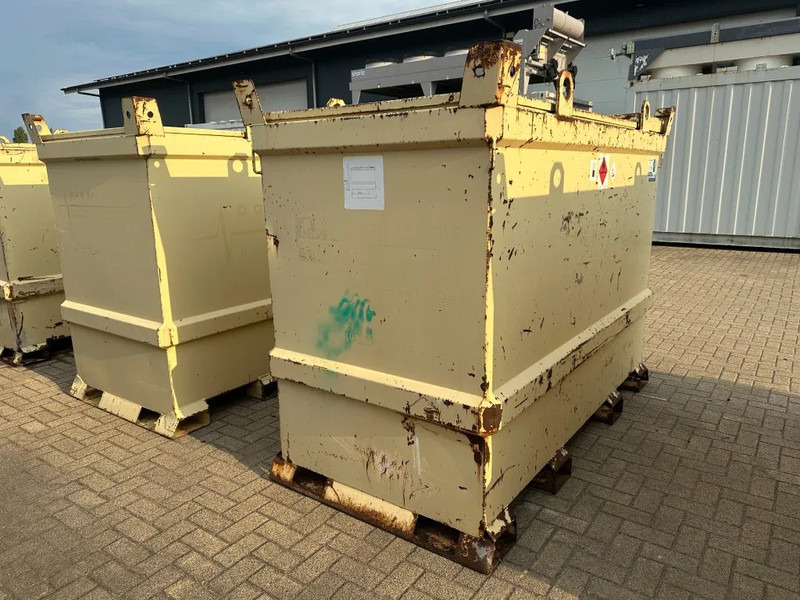 Tolsma Kiwa IBC 3000 liter Dieseltank met 230 Volt pompset - Contenedor marítimo: foto 4 Tolsma Kiwa IBC 3000 liter Dieseltank met 230 Volt pompset - Contenedor marítimo: foto 4