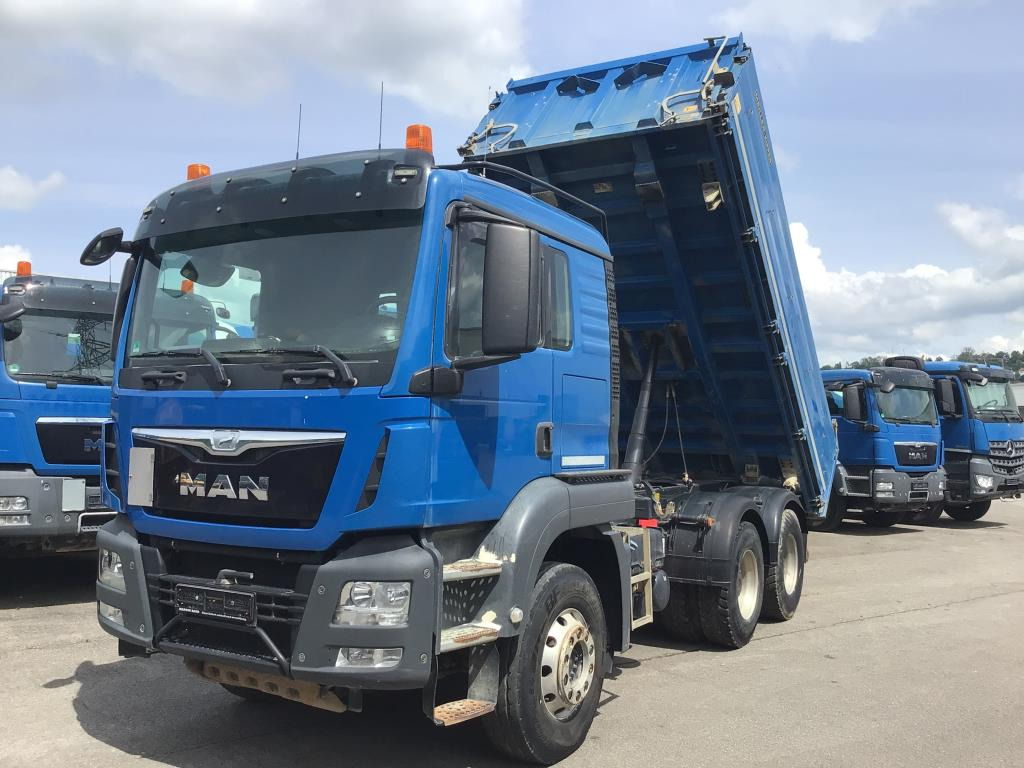 Volquete camión MAN TGS 26.440: foto 8