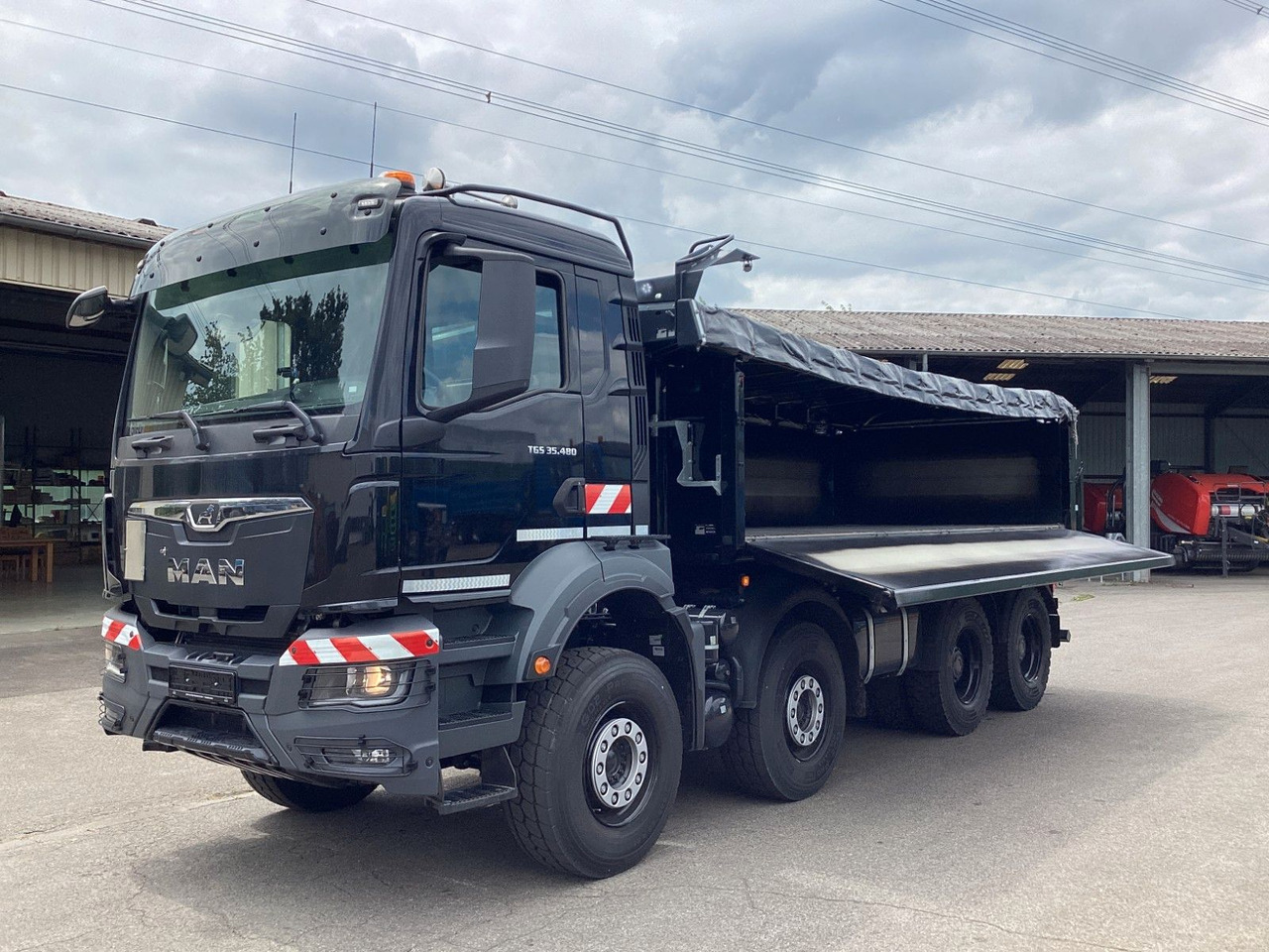 MAN TGS 35.480 8x4 BB CH Bordmatik Meiller - Volquete camión: foto 1 MAN TGS 35.480 8x4 BB CH Bordmatik Meiller - Volquete camión: foto 1
