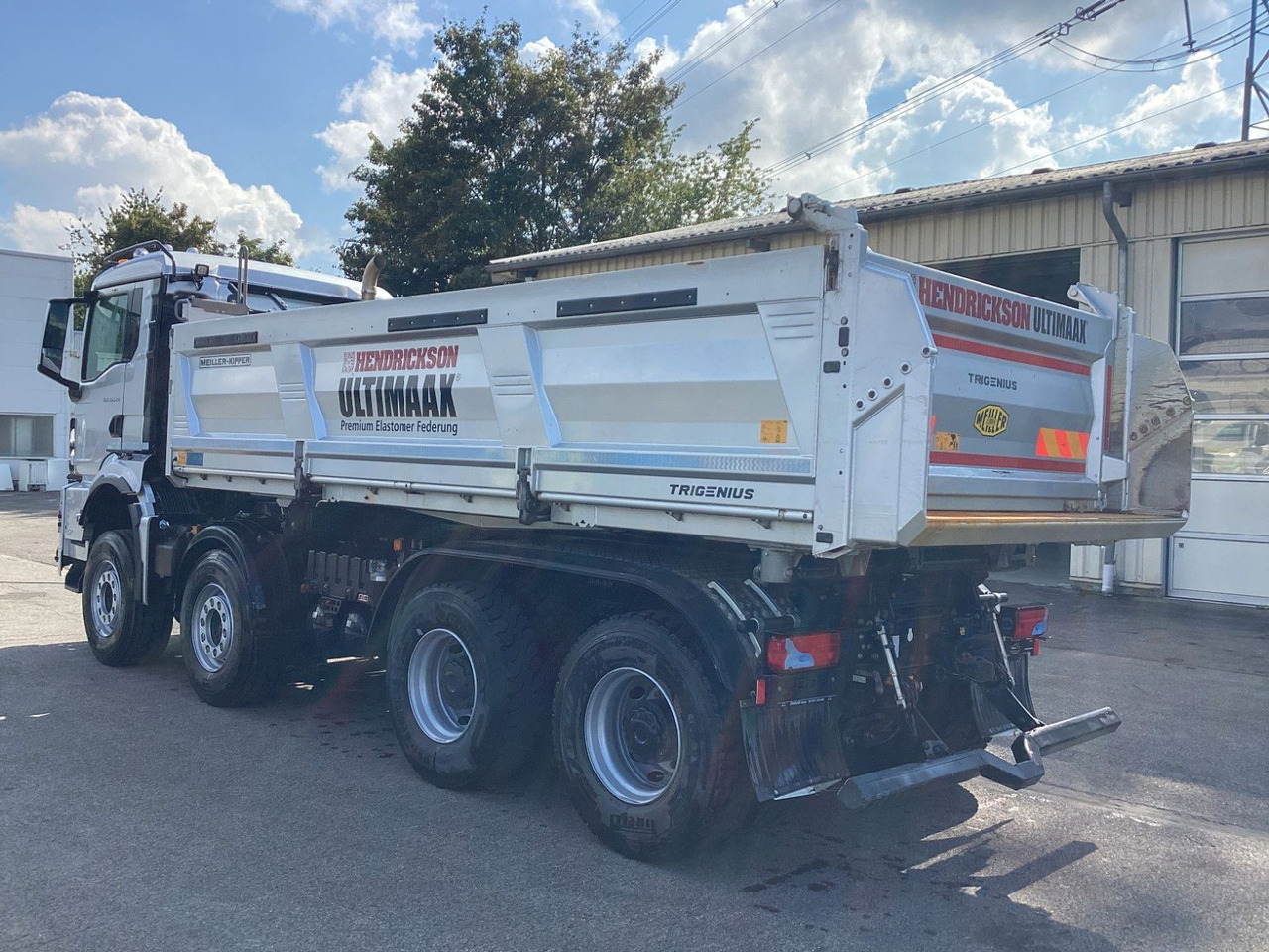 MAN TGS 35.520 8x4 Intarder Meiller Bordmatik Hendri - Volquete camión: foto 4 MAN TGS 35.520 8x4 Intarder Meiller Bordmatik Hendri - Volquete camión: foto 4