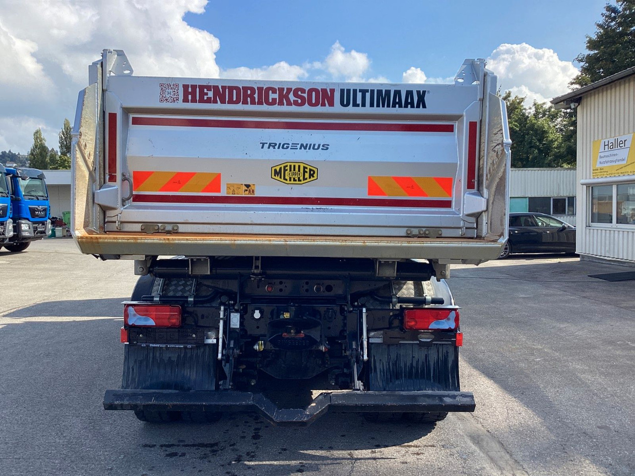 MAN TGS 35.520 8x4 Intarder Meiller Bordmatik Hendri - Volquete camión: foto 5 MAN TGS 35.520 8x4 Intarder Meiller Bordmatik Hendri - Volquete camión: foto 5