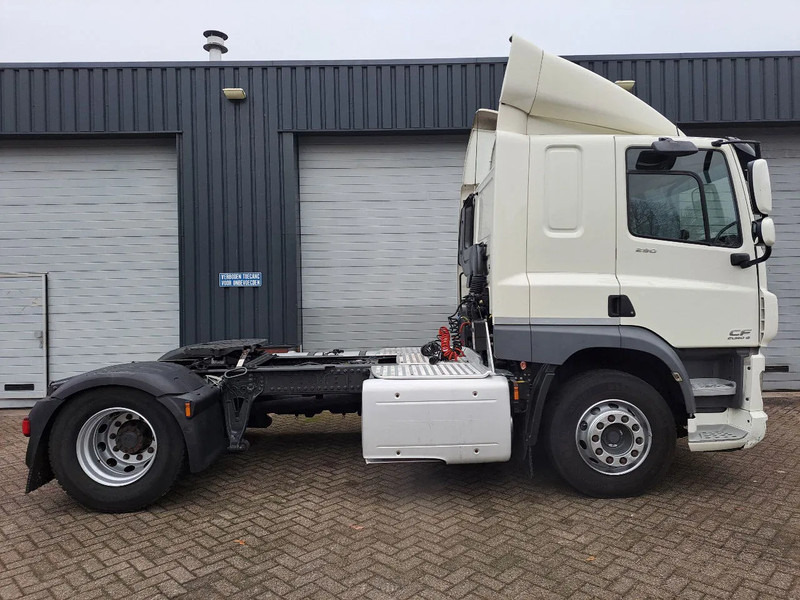 DAF CF NL TREKKER, MANUEL GEAR, LOW KM - Cabeza tractora: foto 3 DAF CF NL TREKKER, MANUEL GEAR, LOW KM - Cabeza tractora: foto 3