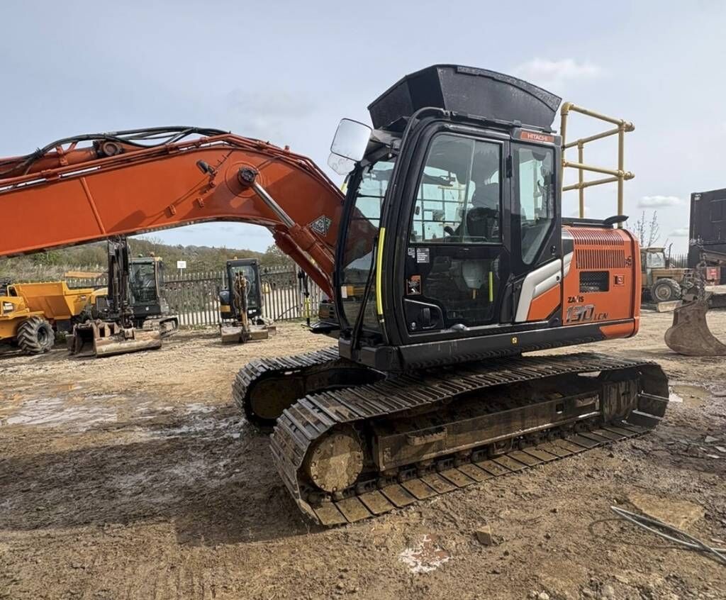 Hitachi ZX 130 LC N-7 - Excavadora de cadenas: foto 1 Hitachi ZX 130 LC N-7 - Excavadora de cadenas: foto 1