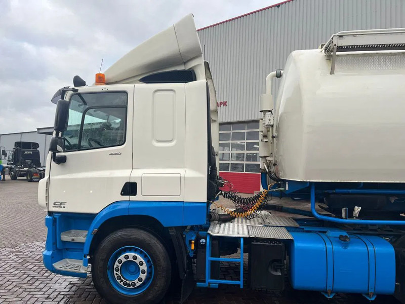 DAF CF 440 FT EURO 6 WITH BULK COMPRESSOR - Cabeza tractora: foto 4 DAF CF 440 FT EURO 6 WITH BULK COMPRESSOR - Cabeza tractora: foto 4