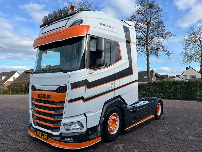 DAF XF 530 F52N3 - Cabeza tractora: foto 1 DAF XF 530 F52N3 - Cabeza tractora: foto 1