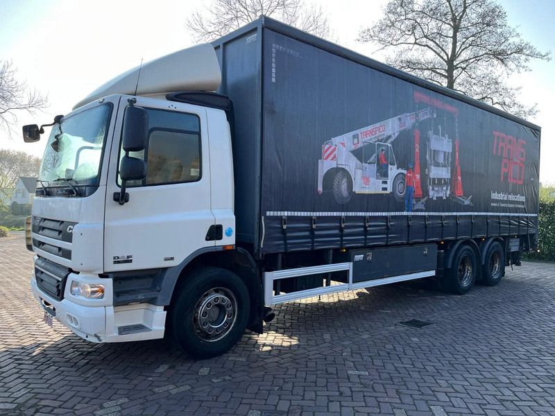 DAF CF 75 FAS 9 tons laadklep - Camión caja cerrada: foto 1 DAF CF 75 FAS 9 tons laadklep - Camión caja cerrada: foto 1