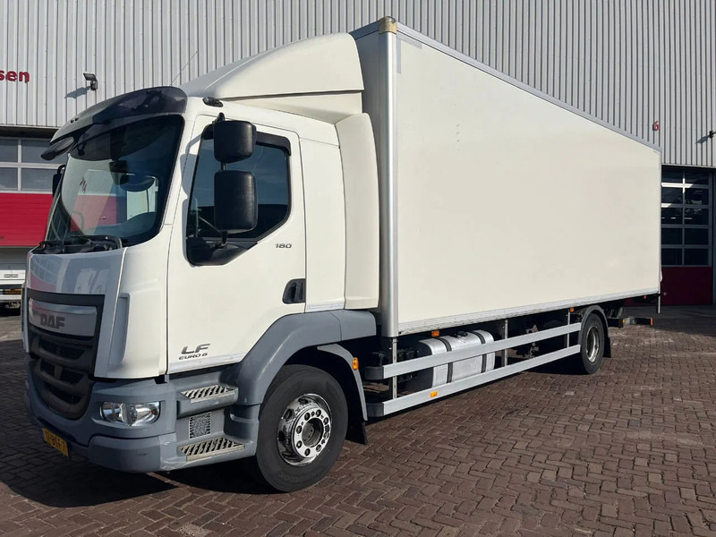 DAF LF 180 FA 16 TN EURO 6 - Camión caja cerrada: foto 1 DAF LF 180 FA 16 TN EURO 6 - Camión caja cerrada: foto 1