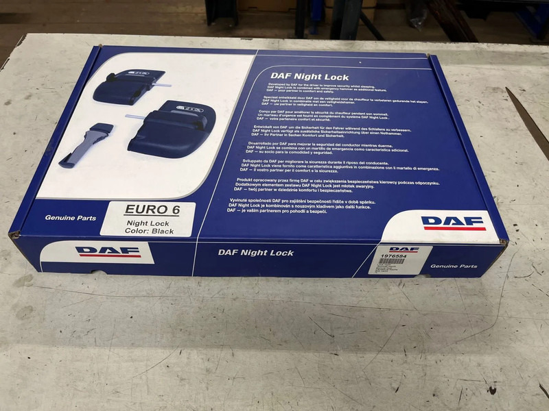 DAF Nightlock set XF106 - Puerta y piezas para Camión: foto 1 DAF Nightlock set XF106 - Puerta y piezas para Camión: foto 1
