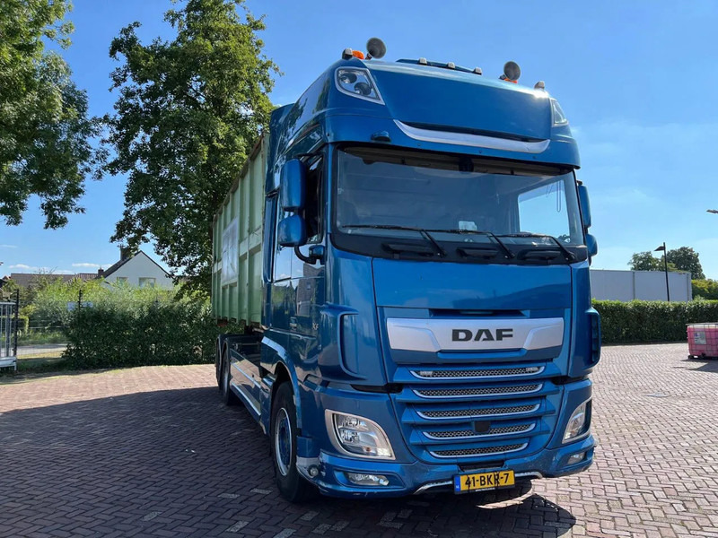 DAF XF 530 FAS - Portacontenedore/ Intercambiable camión: foto 2 DAF XF 530 FAS - Portacontenedore/ Intercambiable camión: foto 2