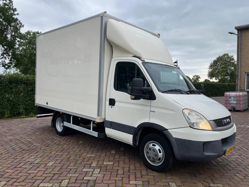 Iveco Daily 40 C14 - Furgoneta: foto 5 Iveco Daily 40 C14 - Furgoneta: foto 5