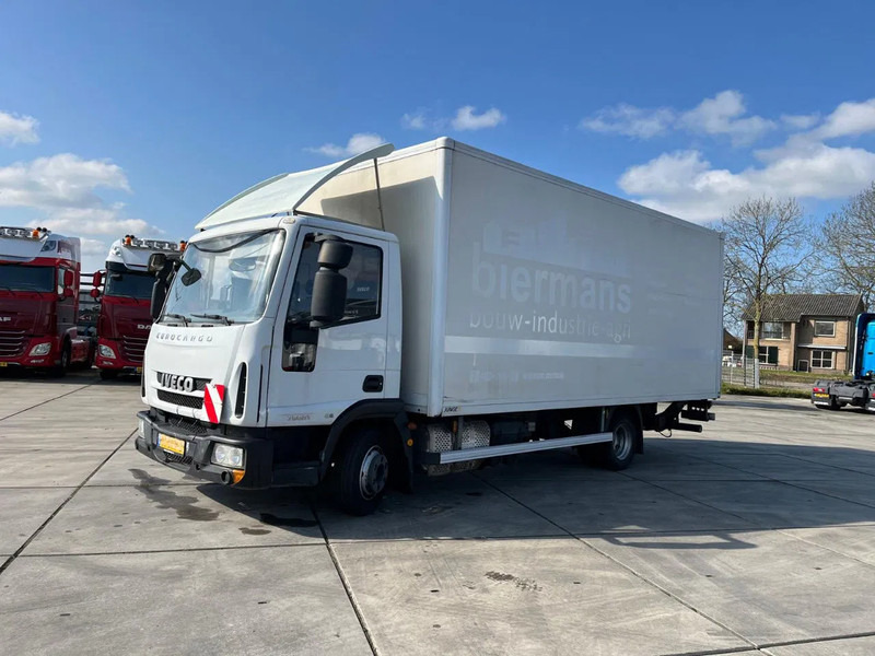Iveco EuroCargo 75 E21 MANUAL - Camión caja cerrada: foto 5 Iveco EuroCargo 75 E21 MANUAL - Camión caja cerrada: foto 5