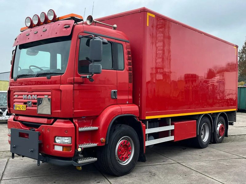 MAN 17 H17 310 PK EURO 3 MANUAL RHD - Camión caja cerrada: foto 1 MAN 17 H17 310 PK EURO 3 MANUAL RHD - Camión caja cerrada: foto 1