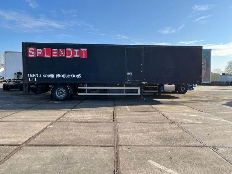 Netam-Fruehauf ONCRK 22110 - Caja cerrada semirremolque: foto 3 Netam-Fruehauf ONCRK 22110 - Caja cerrada semirremolque: foto 3