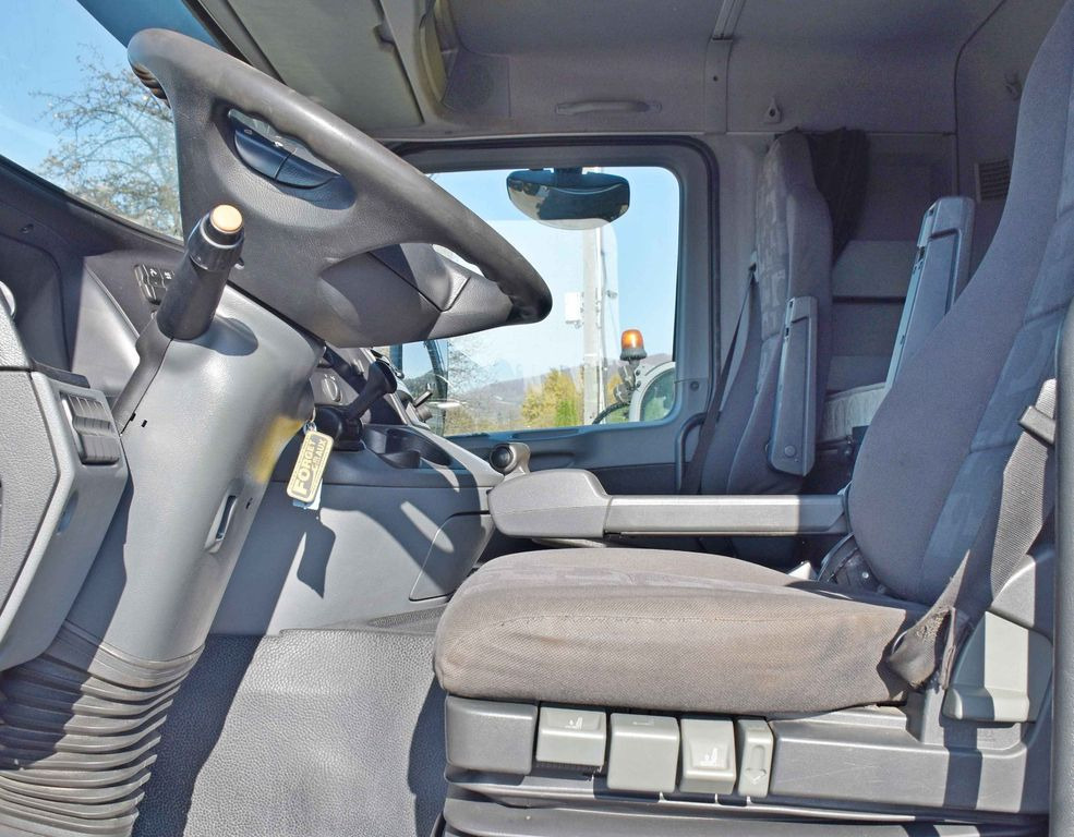 Cabeza tractora Mercedes-Benz ACTROS 1844 * Sattelzugmaschine *HIAB 330-5/FUNK: foto 9