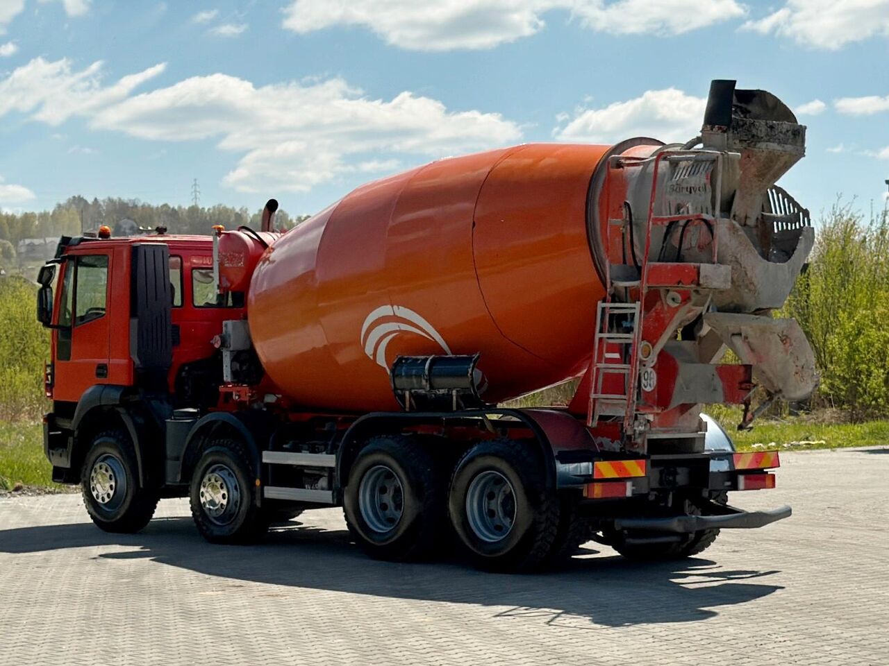 Iveco TRAKKER 410 * Betonmischer * 8x4 * TOPZUSTAND - Camión hormigonera: foto 4 Iveco TRAKKER 410 * Betonmischer * 8x4 * TOPZUSTAND - Camión hormigonera: foto 4