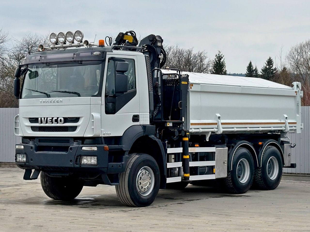 Iveco TRAKKER 410*KIPPER 5,10*PK EPSILON Q150Z84TI/6x6 - Camión grúa, Volquete camión: foto 5 Iveco TRAKKER 410*KIPPER 5,10*PK EPSILON Q150Z84TI/6x6 - Camión grúa, Volquete camión: foto 5
