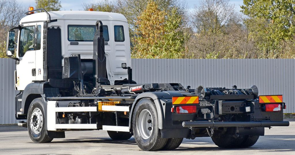 MAN TGS 18.320 Abrollkipper * Top Zustand! MAN TGS 18.320 Abrollkipper * Top Zustand! - Multibasculante camión: foto 4 MAN TGS 18.320 Abrollkipper * Top Zustand! MAN TGS 18.320 Abrollkipper * Top Zustand! - Multibasculante camión: foto 4
