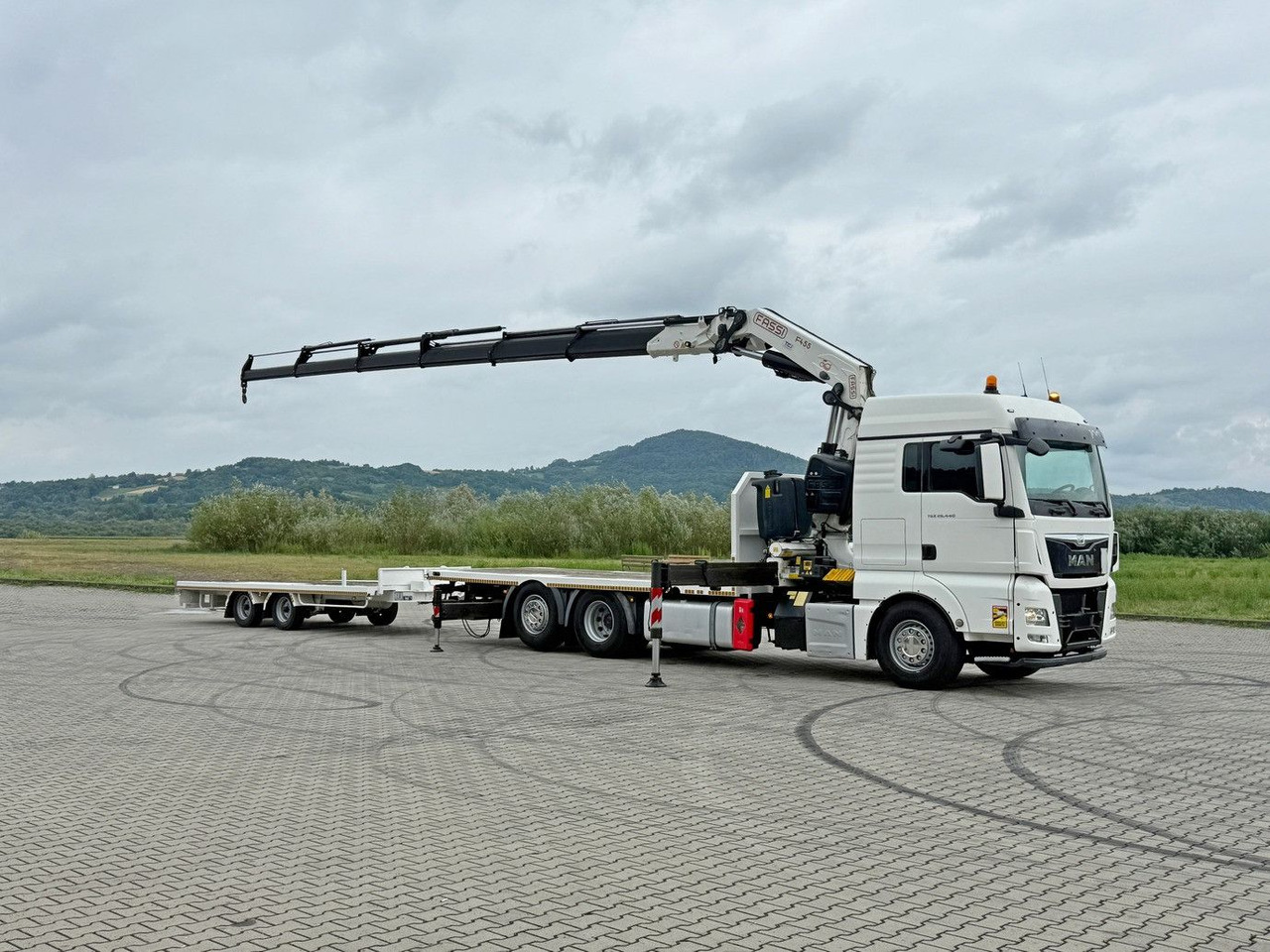 MAN TGX 26.440 * FASSI F455A.2.26E + FUNK + Anhänger - Camión grúa: foto 2 MAN TGX 26.440 * FASSI F455A.2.26E + FUNK + Anhänger - Camión grúa: foto 2