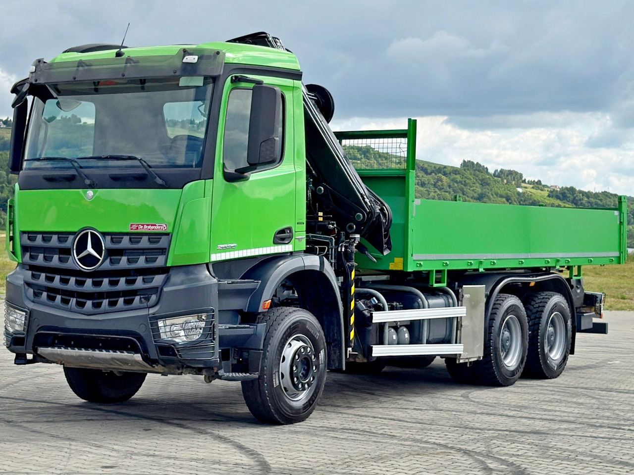 Mercedes-Benz AROCS 2636 * HIAB 122 ES - 3 HIPRO * 6x4 - Volquete camión, Camión grúa: foto 4 Mercedes-Benz AROCS 2636 * HIAB 122 ES - 3 HIPRO * 6x4 - Volquete camión, Camión grúa: foto 4