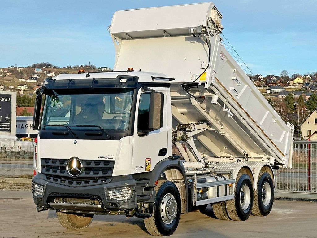 Mercedes-Benz AROCS 3240* KIPPER 5,10 + BORDMATIC / 6x4 - Volquete camión: foto 2 Mercedes-Benz AROCS 3240* KIPPER 5,10 + BORDMATIC / 6x4 - Volquete camión: foto 2