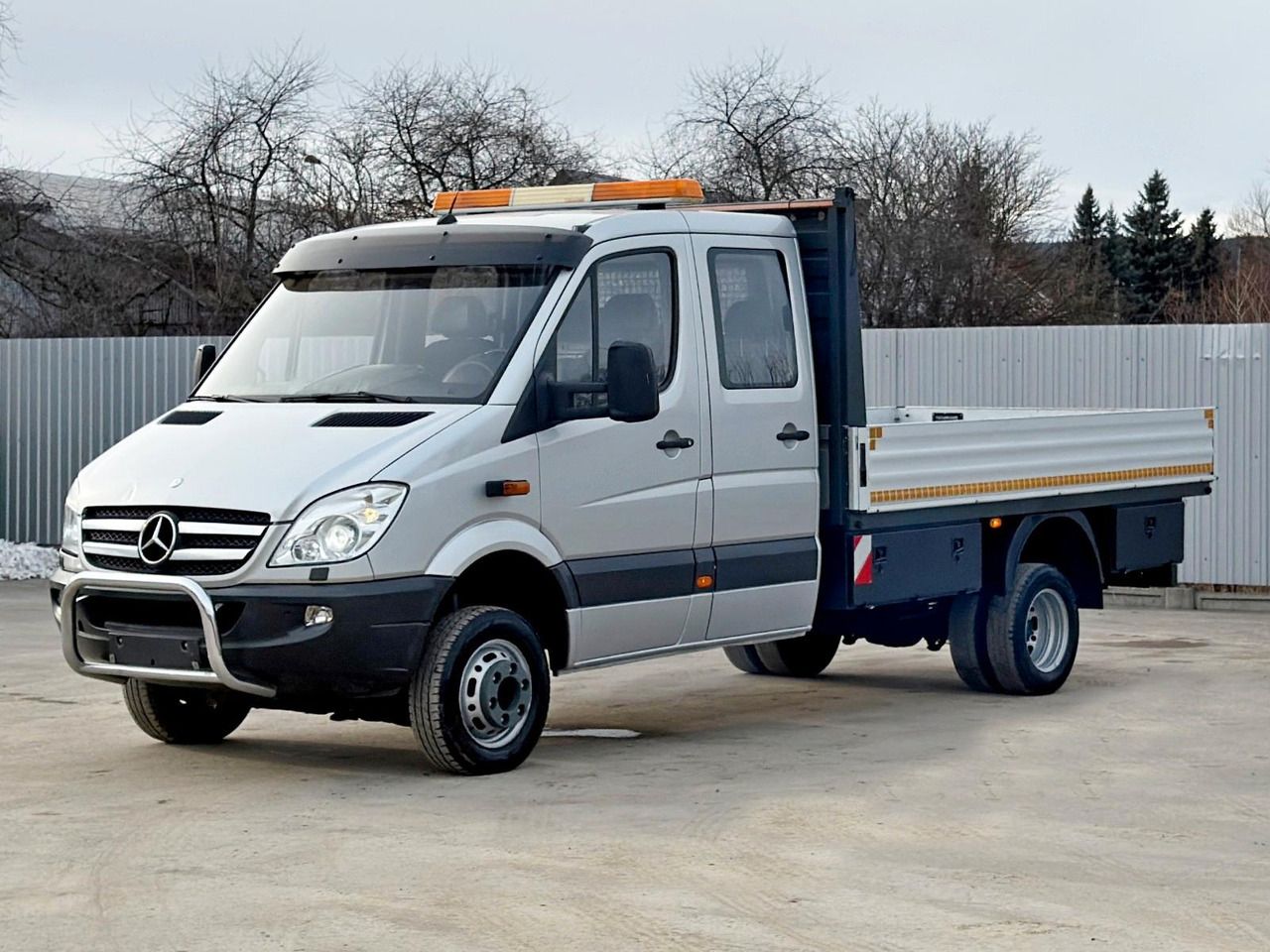 Mercedes-Benz Sprinter 519 CDI * 4x4 * TOP - Caja abierta furgoneta, Furgoneta combi: foto 2 Mercedes-Benz Sprinter 519 CDI * 4x4 * TOP - Caja abierta furgoneta, Furgoneta combi: foto 2